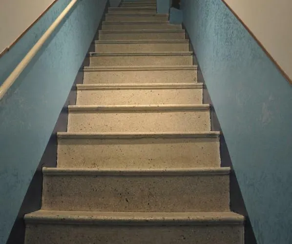 Piccolo Monolocale Accanto Al Duomo 別荘 *